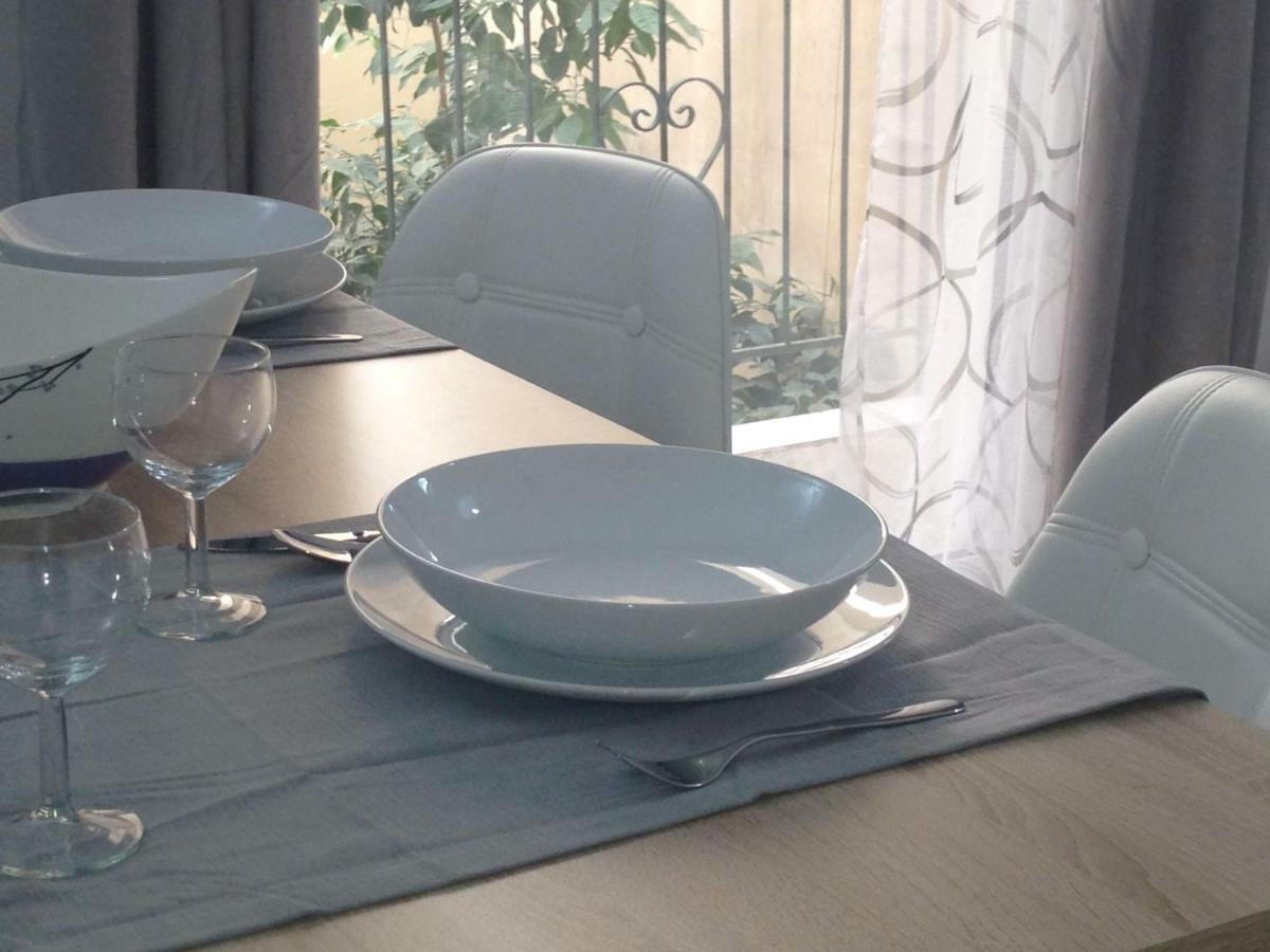 Athenian Flats Apartment ภายนอก รูปภาพ